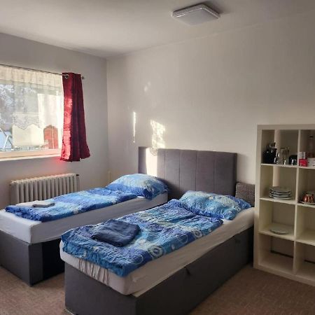 Homestay U Hanky Zdiby ภายนอก รูปภาพ