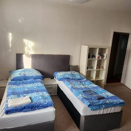 Homestay U Hanky Zdiby ภายนอก รูปภาพ